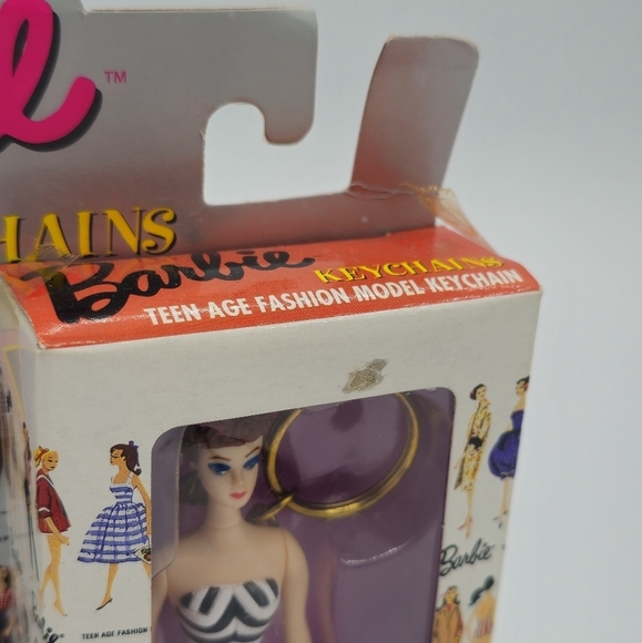 Vintage 1995 Original Barbie Keychain Brunette Doll Pony Tail Basic Fun - Picture 2 of 3